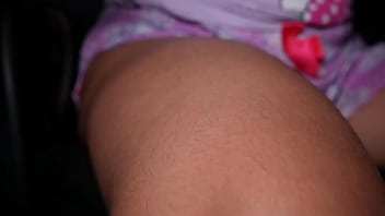 UPSKIRT...